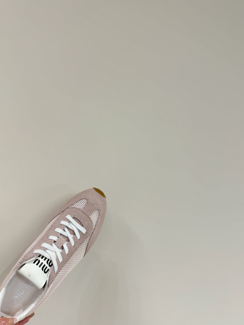 RETRO SNEAKERS IN PASTEL PINK MESH AND SUEDE